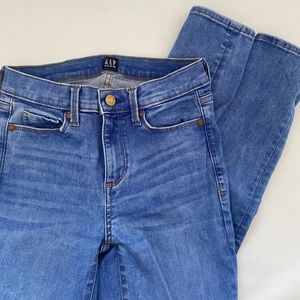 Gap Jeans